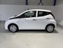 Toyota Aygo 1.0 VVT-i 72pk 5D x-fun, Airco, Bluetooth, DAB+, Led.