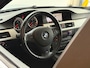 BMW M3 4.0 V8 | e90 | Handbak | Uniek 73.xxx km | New Classic | Nederlandse auto | Vol in de Opties |