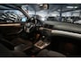 BMW 3-Serie Touring 330i AUT / SPORT INTERIEUR / TOP KWALITEIT ! ! !