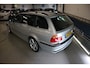 BMW 3-Serie Touring 330i AUT / SPORT INTERIEUR / TOP KWALITEIT ! ! !