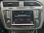 Volkswagen Tiguan 1.4 TSI ACT R-Line Navi | Apple Carplay | Trekhaak | Verw. Voorstoelen