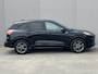 Ford Kuga 2.5 PHEV ST-Line X 225pk / Dealer onderhouden / Navigatie / Stuur-, stoel- & achterbankverwarming / Parkeer assistent/ Camera 360° / Elektrische stoel & klep / 18" LM wielen /