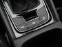 Skoda Karoq 1.5 TSI ACT Business Edition 1500KG Trekgewicht | Camera | Parkeersensoren Voor + Achter | Carplay | LED | Climate | Cruise | Achteruitrijcamera | Airco (automatisch) | Apple Carplay/Android Auto|telefoonintegratie premium