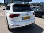 Volkswagen Tiguan 1.4 TSI R-Line | Trekhaak | 18 inch