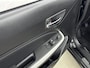 Suzuki Swift 1.2 Select Bi-Tone Navi | Metaallak | Stoelverwarming | Parkeercamera | LM-Velgen |