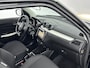 Suzuki Swift 1.2 Select Bi-Tone Navi | Metaallak | Stoelverwarming | Parkeercamera | LM-Velgen |