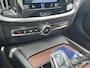 Volvo V60 2.0 B3 Inscription | Leder | Schuif/Kantel-Dak | Harman Kardon Audio | 360* Camera | Head Up Display
