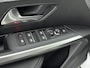 Peugeot E-3008 GT Avantage 210 73 kWh | DEMO DEAL | Alcantara interieur | Stoelverwarming | Adaptieve cruise control | Lichtmetalen velgen |