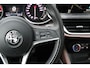 Alfa Romeo Stelvio 2.0 T AWD Super | Navigatie | Afneembare Trekhaak | 20" Lichtmetalen Velgen | Achteruitrijcamera