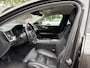 Volvo V60 2.0 B3 Inscription VAN: 28.900,- VOOR: 26.877,- UW WKVOORDEEL: 2.023,- euro ELEK. TREKHAAK | ELEK. STOELEN | ADAPT. CRUISE CONTROL | 12 MND BOVAG GARANTIE | STOEL + STUURVERWARMING | ELEK. ACHTERKLEP |