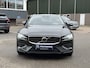 Volvo V60 2.0 B3 Inscription VAN: 28.900,- VOOR: 26.877,- UW WKVOORDEEL: 2.023,- euro ELEK. TREKHAAK | ELEK. STOELEN | ADAPT. CRUISE CONTROL | 12 MND BOVAG GARANTIE | STOEL + STUURVERWARMING | ELEK. ACHTERKLEP |