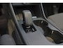 Volvo EC40 Extended Range Core 82 kWh - Panoramadak - IntelliSafe Assist & Surround - 360º Camera - Verwarmde voorstoelen, stuur & achterbank - Parkeersensoren voor & achter - Warmtepomp - Extra getint glas - Inklapbare trekhaak - 19' LMV