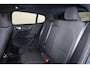Volvo EC40 Extended Range Core 82 kWh - Panoramadak - IntelliSafe Assist & Surround - 360º Camera - Verwarmde voorstoelen, stuur & achterbank - Parkeersensoren voor & achter - Warmtepomp - Extra getint glas - Inklapbare trekhaak - 19' LMV
