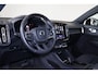 Volvo EC40 Extended Range Core 82 kWh - Panoramadak - IntelliSafe Assist & Surround - 360º Camera - Verwarmde voorstoelen, stuur & achterbank - Parkeersensoren voor & achter - Warmtepomp - Extra getint glas - Inklapbare trekhaak - 19' LMV