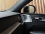 Volvo XC60 T6 AWD Recharge R-Design | Bowers & Wilkins | Stoelventilatie | 360° Camera | Head-Up Display | Adaptieve Cruise Control | Stoelverwarming voor+achter | Stuurwielverwarming | Schuifdak | Pilot Assist | BLIS Dode Hoek Detectie | Elektrische voorstoelen geheugen | Nappa Lederen bekleding | Zitting verlenging voorstoelen | Lederen dashboard | Gelamineerde/geluidwerende zijruiten | 19 Inch | Keyless Drive | Privacy Glass | Elektrisch bedienbare achterklep | DAB Radio | Apple Carplay/Android Auto | Volvo On Call met mobiele App functie | Onyx Black Metallic |