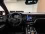 Volvo XC60 T6 AWD Recharge R-Design | Bowers & Wilkins | Stoelventilatie | 360° Camera | Head-Up Display | Adaptieve Cruise Control | Stoelverwarming voor+achter | Stuurwielverwarming | Schuifdak | Pilot Assist | BLIS Dode Hoek Detectie | Elektrische voorstoelen geheugen | Nappa Lederen bekleding | Zitting verlenging voorstoelen | Lederen dashboard | Gelamineerde/geluidwerende zijruiten | 19 Inch | Keyless Drive | Privacy Glass | Elektrisch bedienbare achterklep | DAB Radio | Apple Carplay/Android Auto | Volvo On Call met mobiele App functie | Onyx Black Metallic |