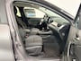Renault Captur 145PK E-Tech Full Hybrid Evolution Automaat | 1e eigenaar | Camera | Climate Control | Parkeersensoren | Apple CarPlay/Android Auto | Cruise Control | Licht & Regen Sensor | Keyless | Full LED |