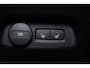 Volvo C40 Extended Range Ultimate 82 kWh - Panoramadak - IntelliSafe Assist & Surround - 360º Camera - Harman/Kardon audio - Verwarmde voorstoelen, stuur & achterbank - Parkeersensoren voor & achter - Elektr. bedienb. voorstoelen met geheugen links - Draadloze tel. lader - Warmtepomp - Inklapbare trekhaak - 19' LMV