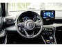 Toyota Yaris Full Hybrid Dynamic Plus Automaat | Celestite Grey Metallic | Dodehoeksensoren | Apple Carplay | Stoel- en Stuurverwarming