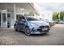 Toyota Yaris Full Hybrid Dynamic Plus Automaat | Celestite Grey Metallic | Dodehoeksensoren | Apple Carplay | Stoel- en Stuurverwarming