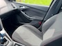 Ford Focus Wagon 1.0 ST-Line nieuwe distributie, dealer ond. + gechipt en prachtige staat