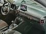 Mazda 2 1.5 SkyActiv-G 90 Homura +LED|Dodehoek|Lane|Camera|Stoel/stuurverw.|Navi|Apple|Android|DAB|PDC|16"LMV