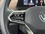 Volkswagen ID.4 - Pro Business 77 kWh // VOORRUIT VERWARMING // PANO // E-ACHTERKLEP //