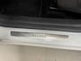 Renault Captur 1.3 TCe 130 Initiale Paris / Eerste Eigenaar / Dealer Onderhouden / Lederen Bekleding / BOSE Audio / Navigatie / Trekhaak 1500 KG / Stoel- en Stuurverwarming / Adaptive Cruise Control / Climate Control /