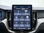 Volvo XC60 T8 406pk AWD Ultra - Dark Executive Edition / NIEUW / DIRECT LEVERBAAR / 22'' / STOELVENTILATIE / DUBBEL GLAS / CHARCOAL HEMEL / FOREST LAKE / MASSAGE /
