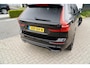 Volvo XC60 T6 Plug-in hybrid AWD Ultra Black Edition Long Range | Luchtvering | Trekhaak | HUD | Panoramisch schuif/kanteldak | Stoel en stuurwielverwarming | 21 inch | Harman Kardon | Adaptieve cruise control |