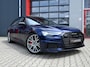 Audi A6 Avant 55 TFSI e S-Line Quattro Competition Navarra Blue 367PK| Pano | Ambient+ | Carbon | Leder Dashboard | Matrix Led (Luxe) | Digital Dash | Alcantara | Trekhaak | Carplay | Memory | Camera | ACC | Lane Assist | Dodehoek Detectie | 20''