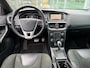Volvo V40 1.5 T3 Polar+ Sport Automaat, R-design, Trekhaak met afneembare kogel, Panoramadak, Climate control, Cruise control, Harman Kardon audio, Extra getinte ramen achter, Leder-nubuck, 17 inch R-design wielen