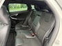 Volvo V40 1.5 T3 Polar+ Sport Automaat, R-design, Trekhaak met afneembare kogel, Panoramadak, Climate control, Cruise control, Harman Kardon audio, Extra getinte ramen achter, Leder-nubuck, 17 inch R-design wielen