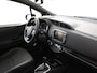 Toyota Yaris 1.5 Hybrid Premium | Dealer onderhouden | Panoramadak | Cruise Control | Climate Control | Achteruitrijcamera | DAB | Elektrisch verstel/inklapbare spiegels |