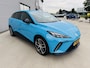 MG MG4 Electric Luxury 64 kWh Trekhaak | 360 Camera | circa 450km EVbereik | toe aan 4NW banden !!