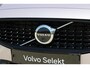 Volvo V60 T8 Plug-in hybrid AWD Plus Dark | Trekhaak | Verwarmbare voorstoelen+stuurwiel+achterbank | Premium audio by Harman Kardon | Verwarmbare voorruit | Rondom zichtcamera | 18 inch Lichtmetalen velgen |