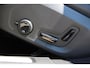 Volvo V60 T8 Plug-in hybrid AWD Plus Dark | Trekhaak | Verwarmbare voorstoelen+stuurwiel+achterbank | Premium audio by Harman Kardon | Verwarmbare voorruit | Rondom zichtcamera | 18 inch Lichtmetalen velgen |