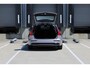 Volvo V60 T8 Plug-in hybrid AWD Plus Dark | Trekhaak | Verwarmbare voorstoelen+stuurwiel+achterbank | Premium audio by Harman Kardon | Verwarmbare voorruit | Rondom zichtcamera | 18 inch Lichtmetalen velgen |