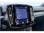 Volvo XC40 T5 Recharge R-Design | Camera | Keyless | Elektrische Achterklep | Apple Carplay | Navigatie | 19 Inch