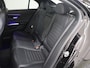 Mercedes-Benz C-klasse 200 Launch Edition AMG Line | Night | Panoramadak |19" lichtmetalen velgen | Digital Light | Memory |