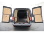 Volkswagen Transporter 2.0 TDI DSG 150 PK Lang 3-Zits, Airco, Cruise, Apple Carplay, Camera, DAB, PDC, Trekhaak, 18''