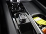Volvo XC60 2.0 T6 Plug-in hybrid AWD Ultra Black Edition | Trekhaak Elektr. | Luchtvering | Bowers & Wilkins | Parkeercamera 360° | Stoelventilatie | Navigatie | Nappa Lederen Bekleding|