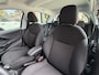 Peugeot 208 Benzine 1.200 Luxe 5-Deurs * Navigatie * Airco * Trekhaak * DAB Radio * Cruise Control * Zwart * NAP Kilometer Autopas * Vingerhoets; Vierde Generatie Eersteklas Service. Al meer dan 100 jaar een begrip in de Brabantse Kempen