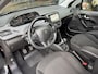 Peugeot 208 Benzine 1.200 Luxe 5-Deurs * Navigatie * Airco * Trekhaak * DAB Radio * Cruise Control * Zwart * NAP Kilometer Autopas * Vingerhoets; Vierde Generatie Eersteklas Service. Al meer dan 100 jaar een begrip in de Brabantse Kempen