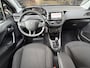 Peugeot 208 Benzine 1.200 Luxe 5-Deurs * Navigatie * Airco * Trekhaak * DAB Radio * Cruise Control * Zwart * NAP Kilometer Autopas * Vingerhoets; Vierde Generatie Eersteklas Service. Al meer dan 100 jaar een begrip in de Brabantse Kempen