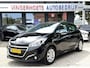 Peugeot 208 Benzine 1.200 Luxe 5-Deurs * Navigatie * Airco * Trekhaak * DAB Radio * Cruise Control * Zwart * NAP Kilometer Autopas * Vingerhoets; Vierde Generatie Eersteklas Service. Al meer dan 100 jaar een begrip in de Brabantse Kempen