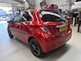 Toyota Yaris 1.3 16v VVT-i 99pk 5D Automaat Executive | Zwart dak | Lm velgen Camera | Bluetooth | Cruise control | NAP | Rijklaar prijs!