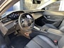 Peugeot 308 SW 1.2 Turbo 130 PK Allure | Automaat | Trekhaak 1400 KG | All Season banden | Navigatie | 360 Graden HD Camera | Full LED Verlichting | Cruise Control | Keyless Entry | Dode Hoek Detectie | Adaptieve Cruise Control | Digitaal Dashbord | 17" Lichtmetalen Velgen |