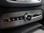 Volvo XC90 2.0 T8 Recharge AWD Ultimate Bright | 7p. | Trekhaak Elektr. | Panoramadak | Luchtvering | Navigatie | Patrkeercamera 360° | Stoel/Stuurverwarming |