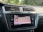 Volkswagen Tiguan 1.4 TSI eHybrid R-Line Business+ - IQ light - panoramadak - Zeer compleet!
